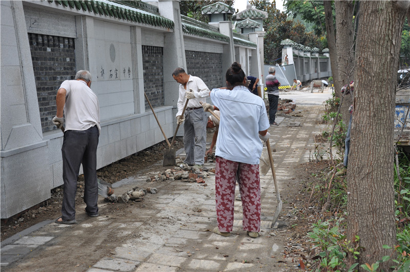 石室中學(xué)（北湖校區(qū)）圍墻改造工程進(jìn)展情況